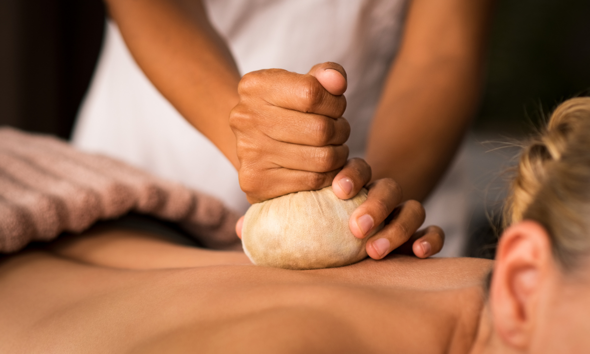 Ayurveda Kur: Balance für Körper, Geist und Seele finden