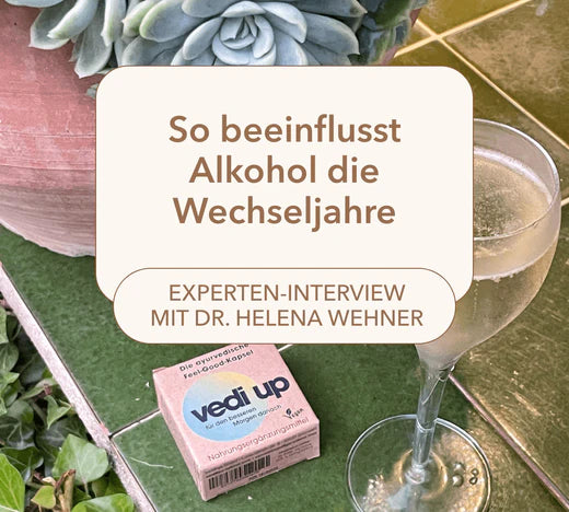 Auf diese Weise beeinflusst Alkohol die Wechseljahre: Experten-Interview mit Dr. Helena Wehner